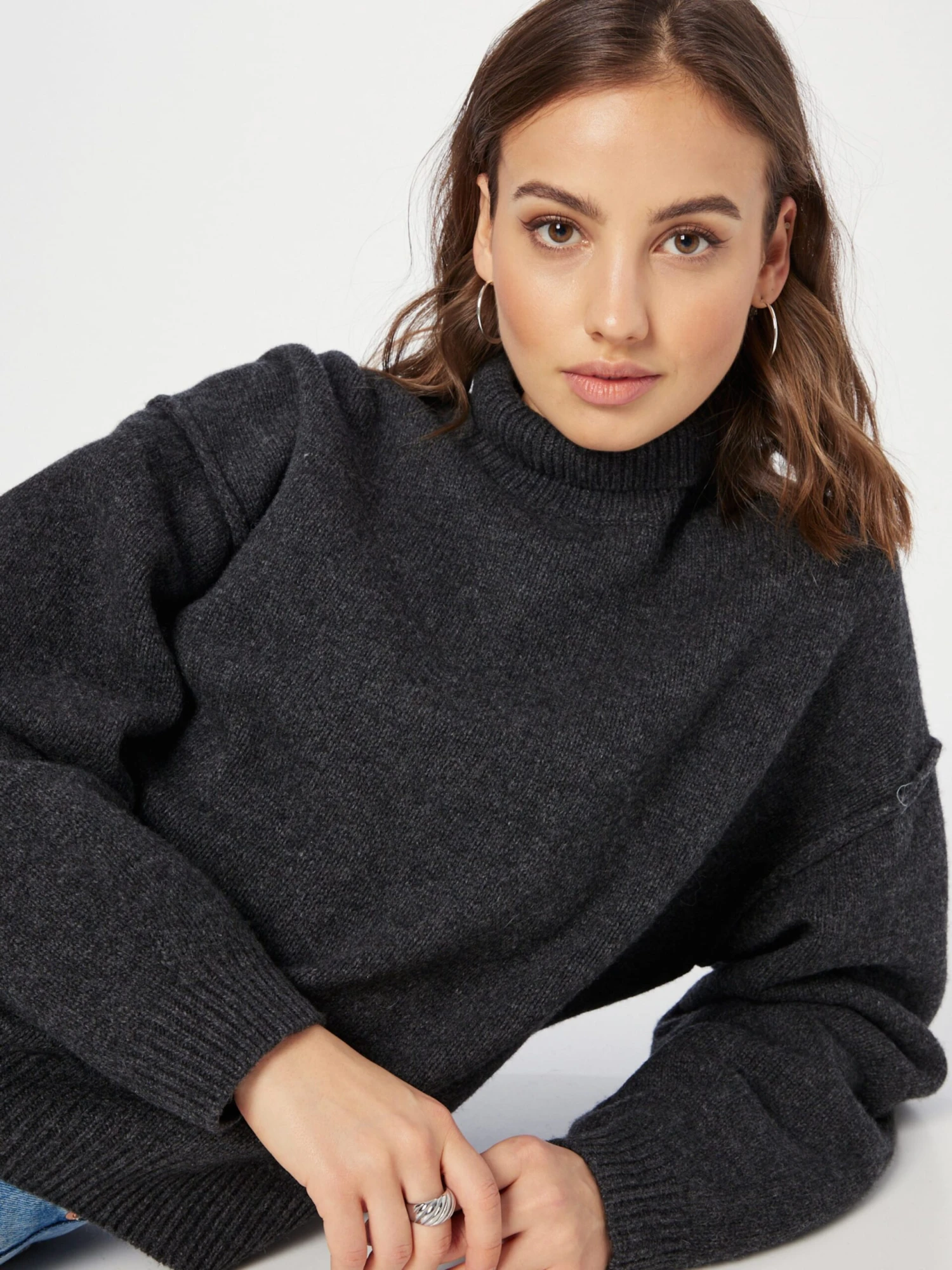 WEEKDAY Basic Truien Trui Norah Dames Donkergrijs 4 WEEKDAY Basic Truien Trui Norah Dames Donkergrijs - Afbeelding 2