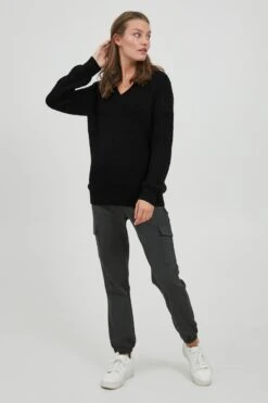 OXMO Basic Truien Trui Lavea Dames Zwart 10 OXMO Basic Truien Trui Lavea Dames Zwart -Chique Kleding Winkel 67c7cc4f36b5b3b84840ad5f9932e86b