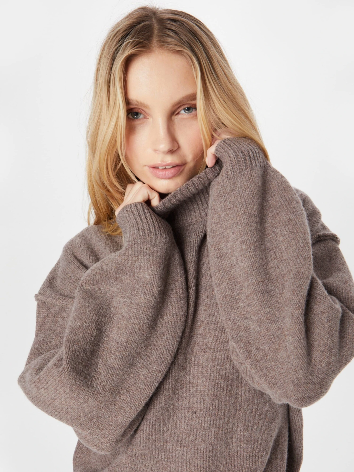 WEEKDAY Fijngebreide Truien Trui Norah Dames Bruin 4 WEEKDAY Fijngebreide Truien Trui Norah Dames Bruin - Afbeelding 2