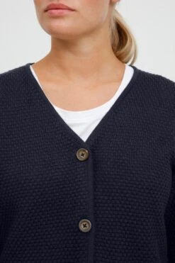 OXMO Vesten Gebreid Vest Helga Dames Marine -Chique Kleding Winkel a3ee127738d8c337cf6dd44919e6f65e