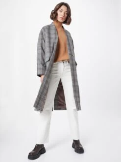 Second Female Tussenmantels Tussenmantel Cesina Dames Grijs 11 Second Female Tussenmantels Tussenmantel Cesina Dames Grijs -Chique Kleding Winkel babe81100fe5cbefb2bcee18d21e4b89