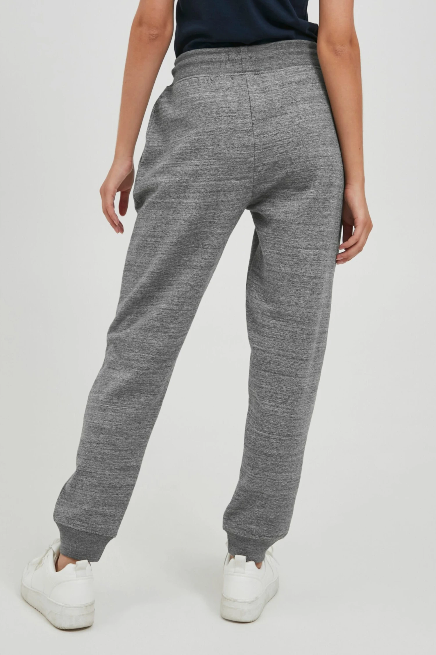 OXMO Sweatpants Loosefit Broek Heldana Dames Grijs Gemêleerd 6 OXMO Sweatpants Loosefit Broek Heldana Dames Grijs Gemêleerd - Afbeelding 4