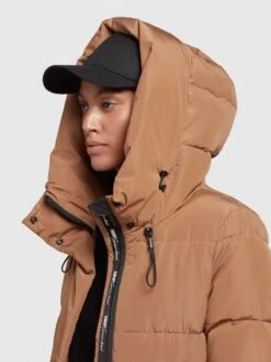 Khujo Wintermantels Wintermantel Soulani Dames Oker -Chique Kleding Winkel df19c1ca01afc0693a075f61501c3a19