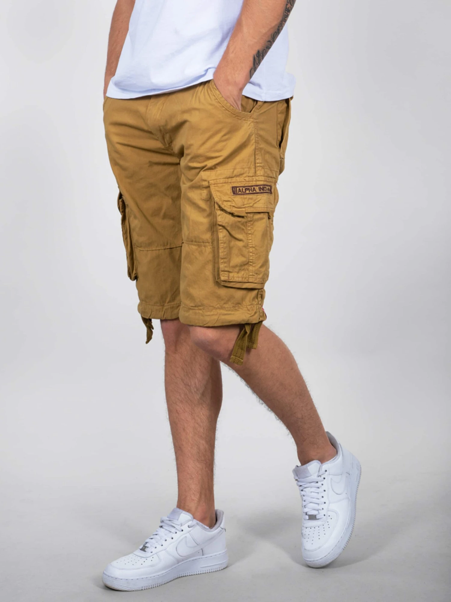 Alpha Industries Cargo Shorts Regular Cargobroek Jet Heren Riet 4 Alpha Industries Cargo Shorts Regular Cargobroek Jet Heren Riet - Afbeelding 2